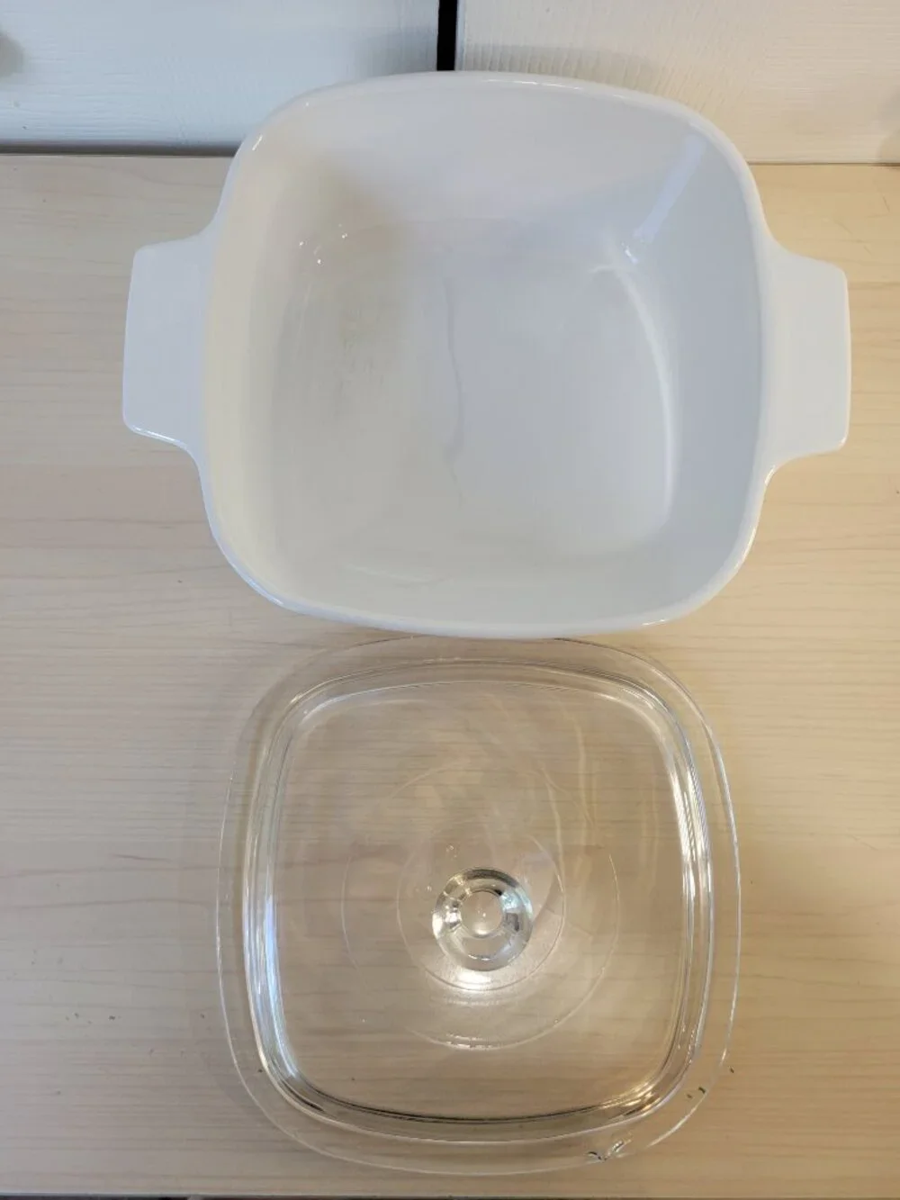 Vintage CORNINGWARE Blue Cornflower 1.5-Quart Casserole Dish w/ Chipped Lid